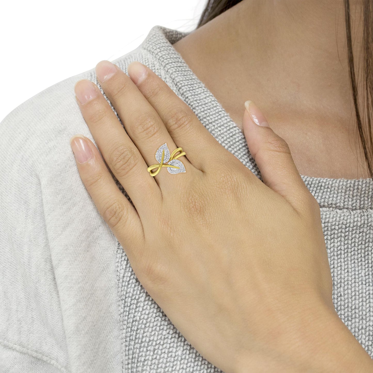 10K Yellow Gold 3/8 Cttw Round and Baguette-Cut Diamond Leaf Cocktail
